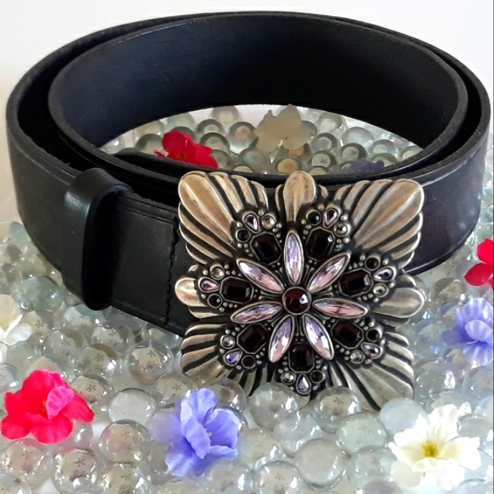 Fossil black leather belt floral silver buckle L